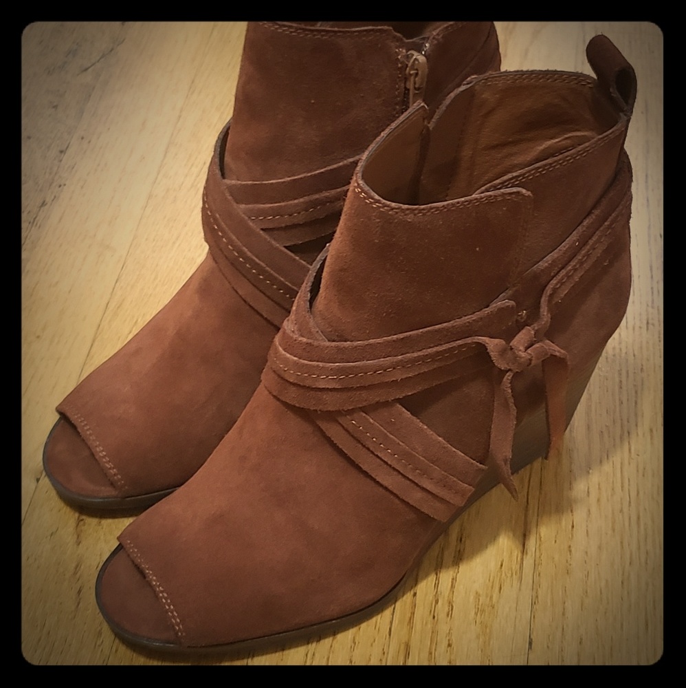 Lucky Brand Leather Wedge Shoes Size 10